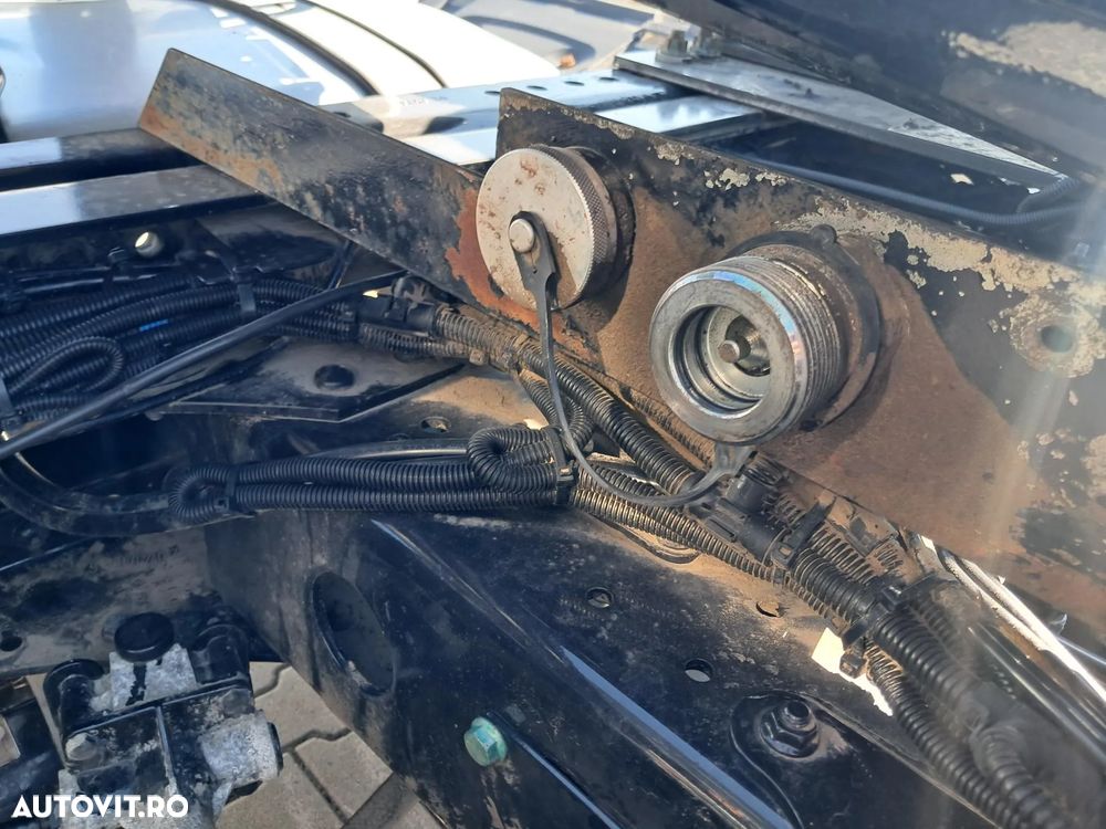 MAN TGX 460CP AUTOMAT EURO 6 MOTOR DEFECT ( porneste, dar bate ) - 8
