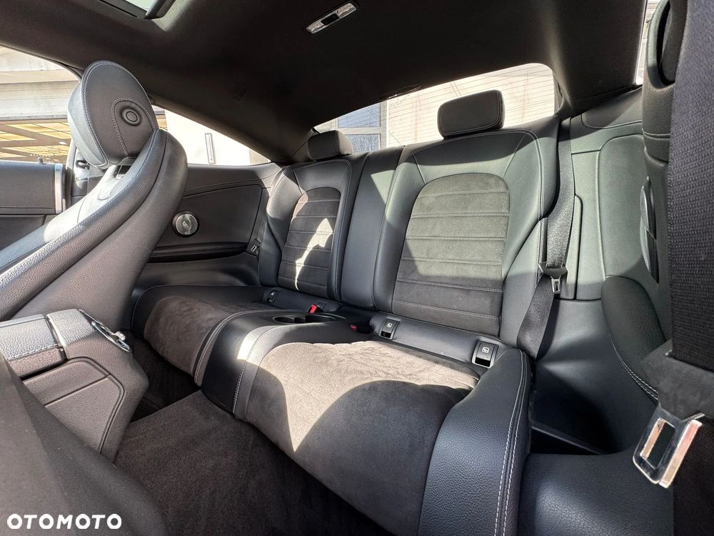 Mercedes-Benz Klasa C 220 d 9G-TRONIC AMG Line - 14