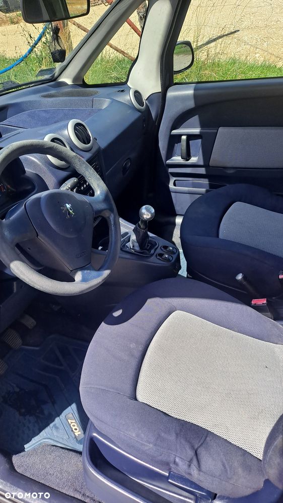 Peugeot 1007 - 5