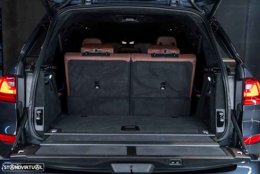 BMW X7 40 d xDrive Pack M - 11