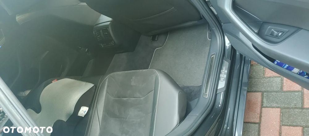Volkswagen Arteon 2.0 TSI 4Motion R-Line DSG - 4