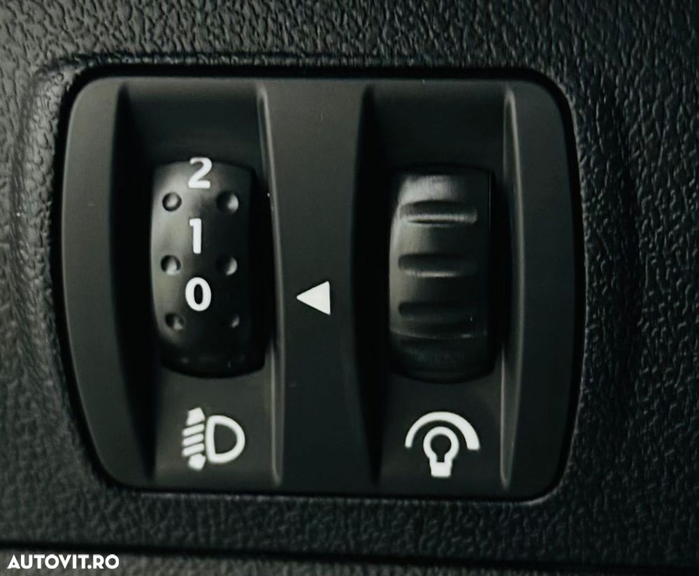 Renault Megane 1.6 16V 110 Dynamique - 12