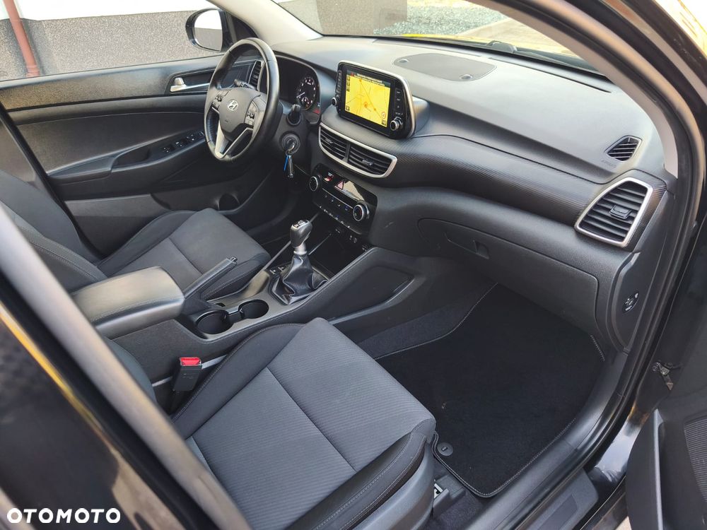 Hyundai Tucson 1.6 GDi 2WD Pure - 17