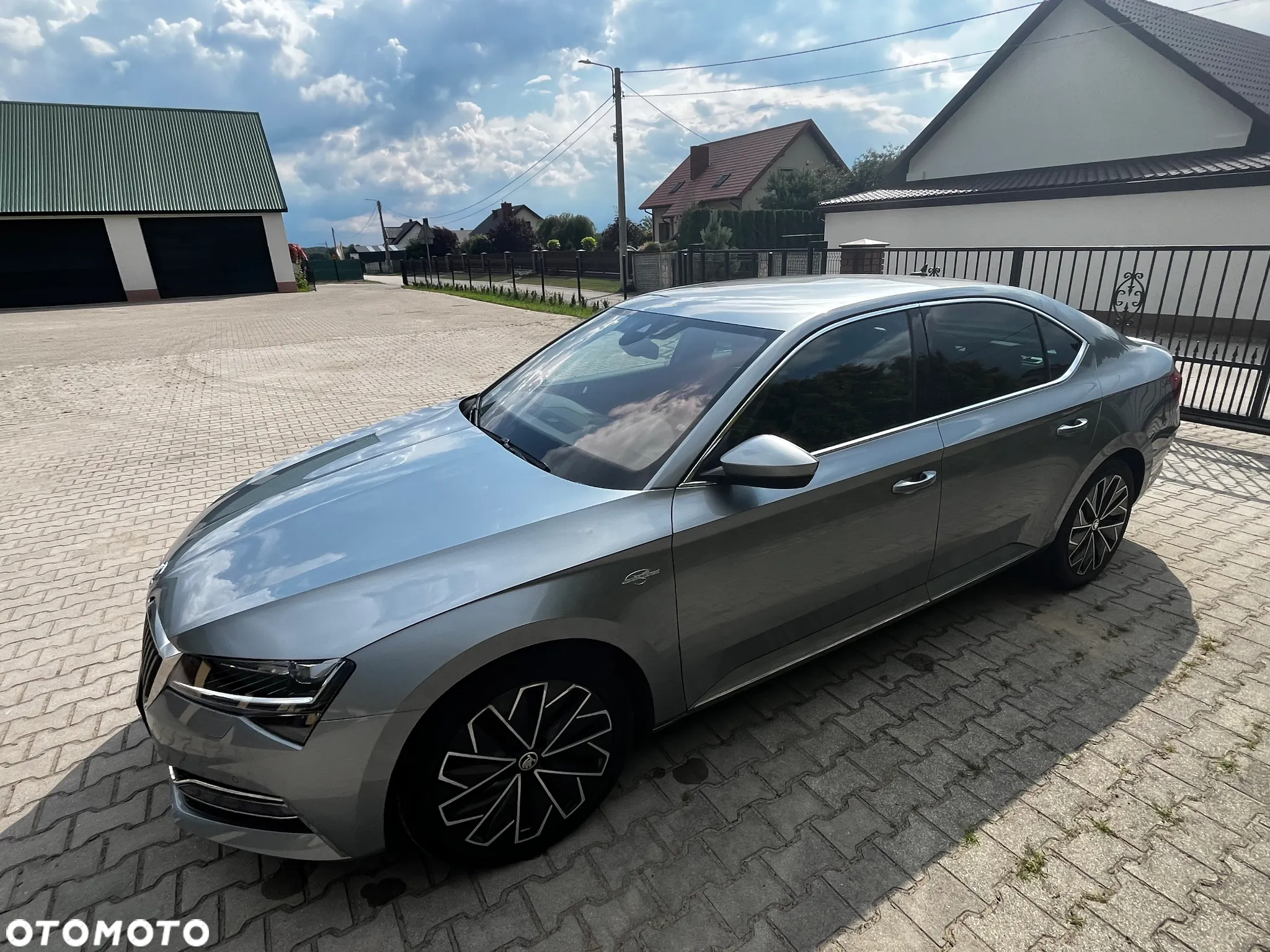 Skoda Superb 2.0 TDI 4x4 L&K DSG - 2