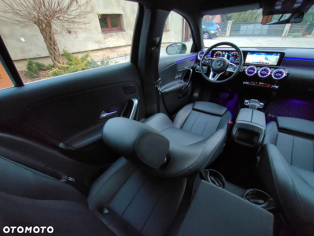 Mercedes-Benz Klasa A 220 Progressive 7G-DCT - 14