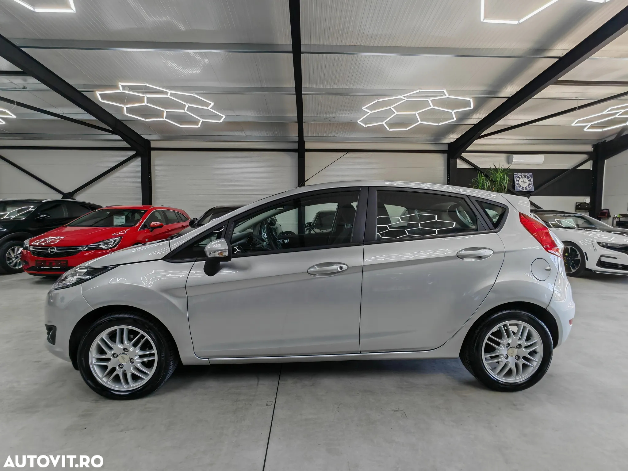 Ford Fiesta 1.0 Trend - 29