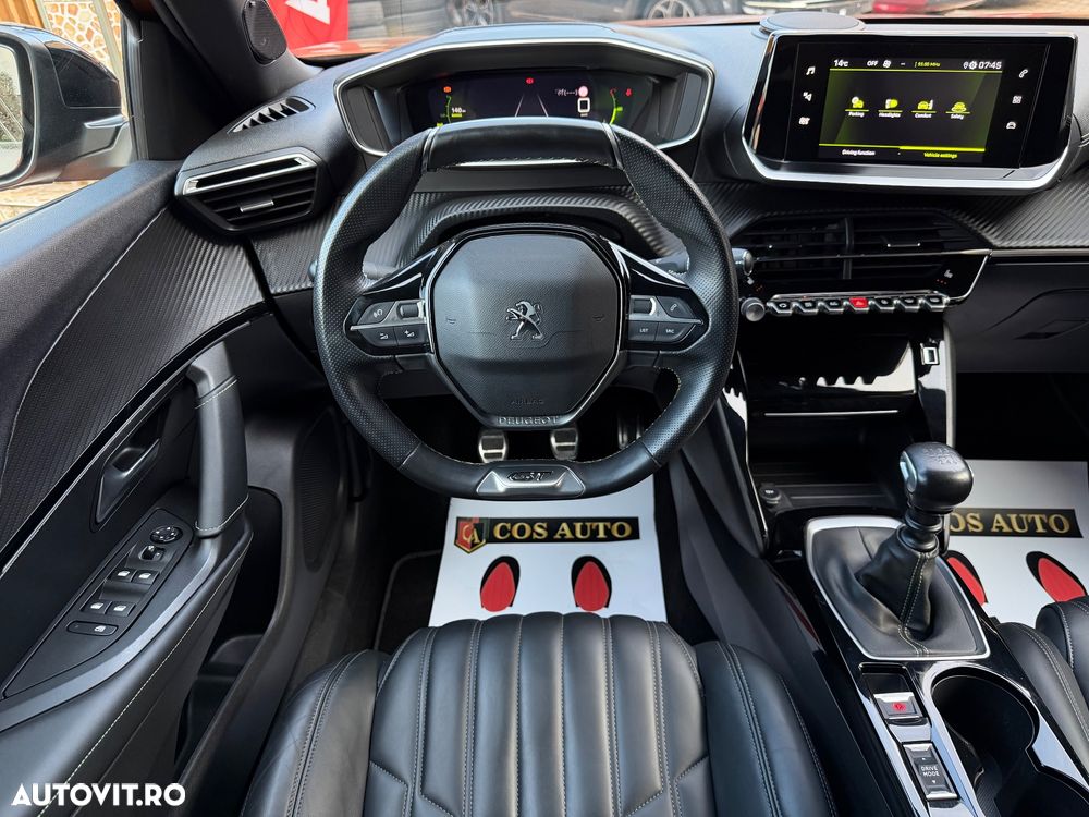 Peugeot 2008 1.2 PureTech Turbo S&S GT-Line - 7