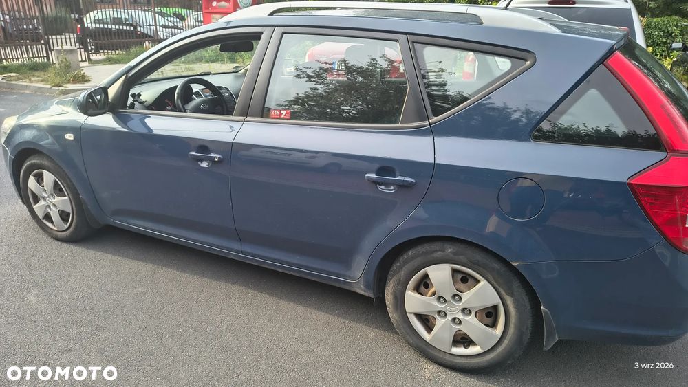 Kia Ceed 1.6 Crdi Comfort - 4