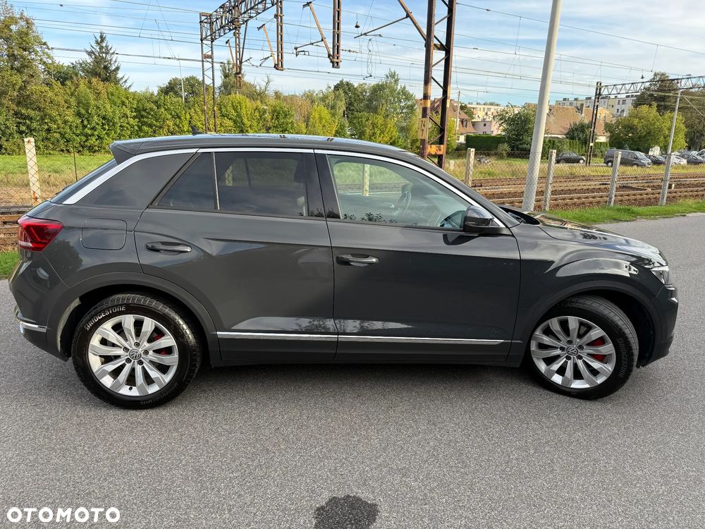 Volkswagen T-Roc - 5