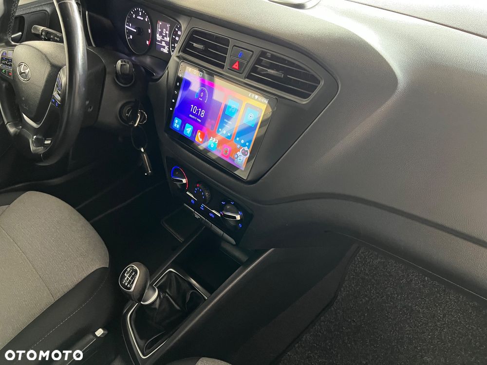 Hyundai i20 - 36