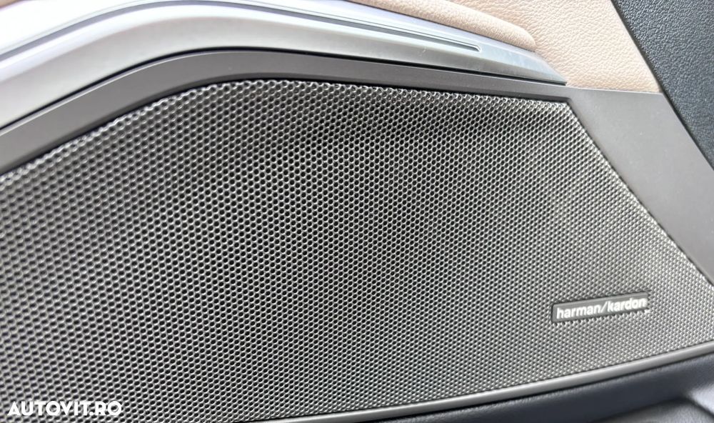 BMW Seria 3 320i Aut. M Sport - 23