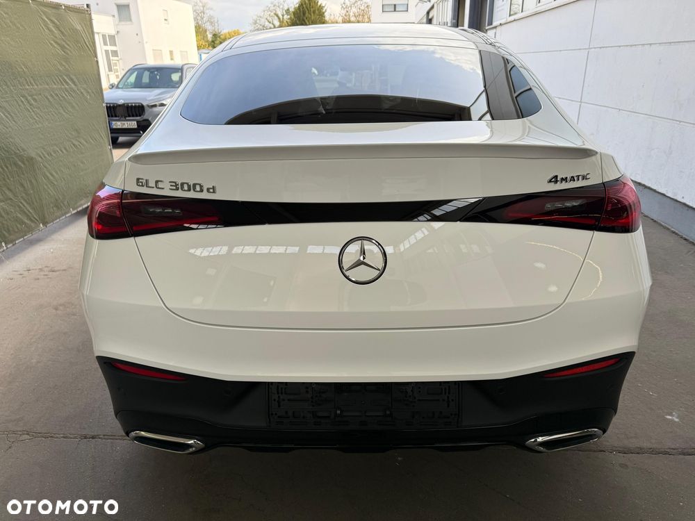 Mercedes-Benz GLC 300 d mHEV 4-Matic AMG Line - 5