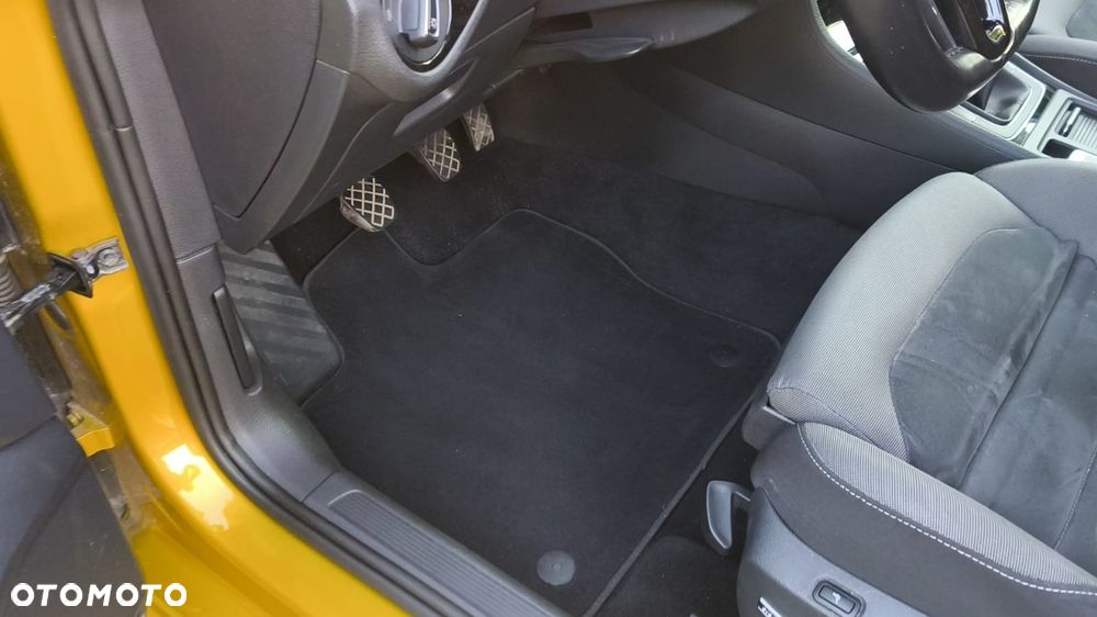 Volkswagen Golf 1.4 TSI BMT Highline - 11