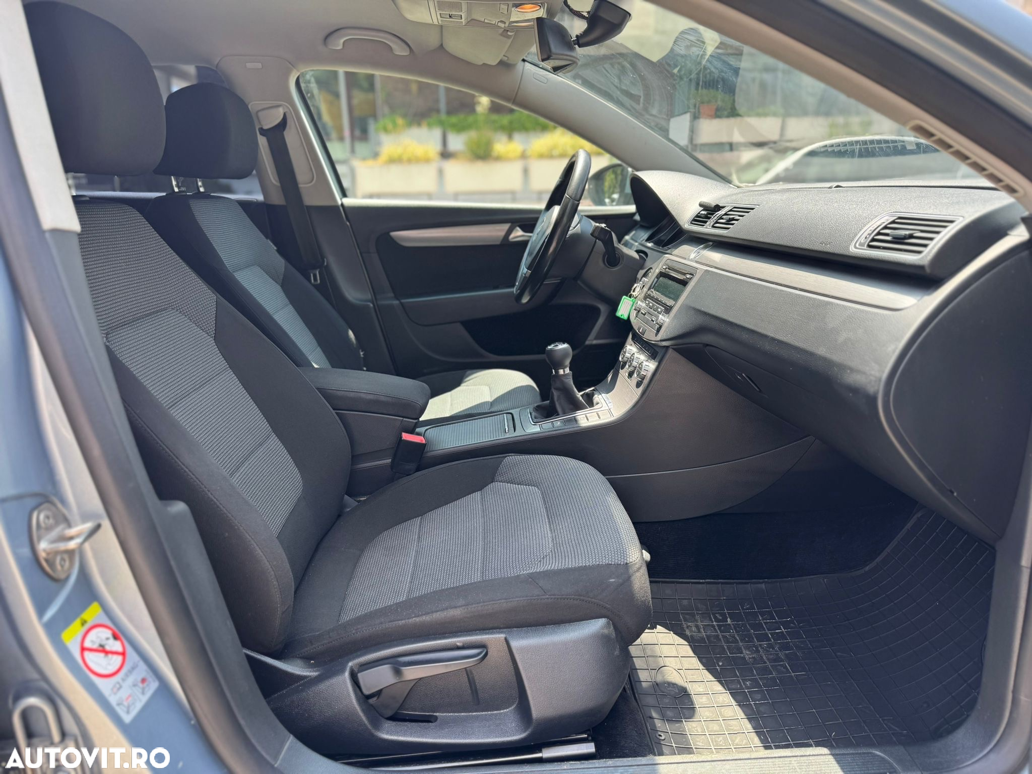 Volkswagen Passat Variant 2.0 TDI BlueMotion Technology Exclusive - 18