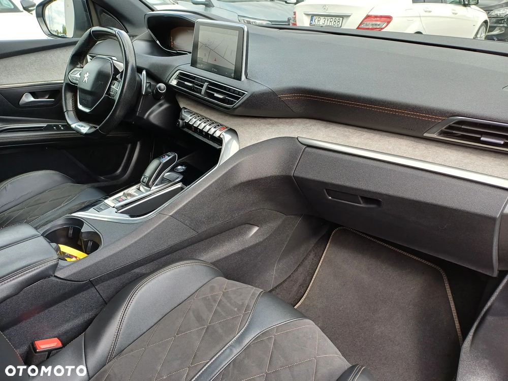 Peugeot 5008 2.0 BlueHDI GT S&S EAT8 - 25