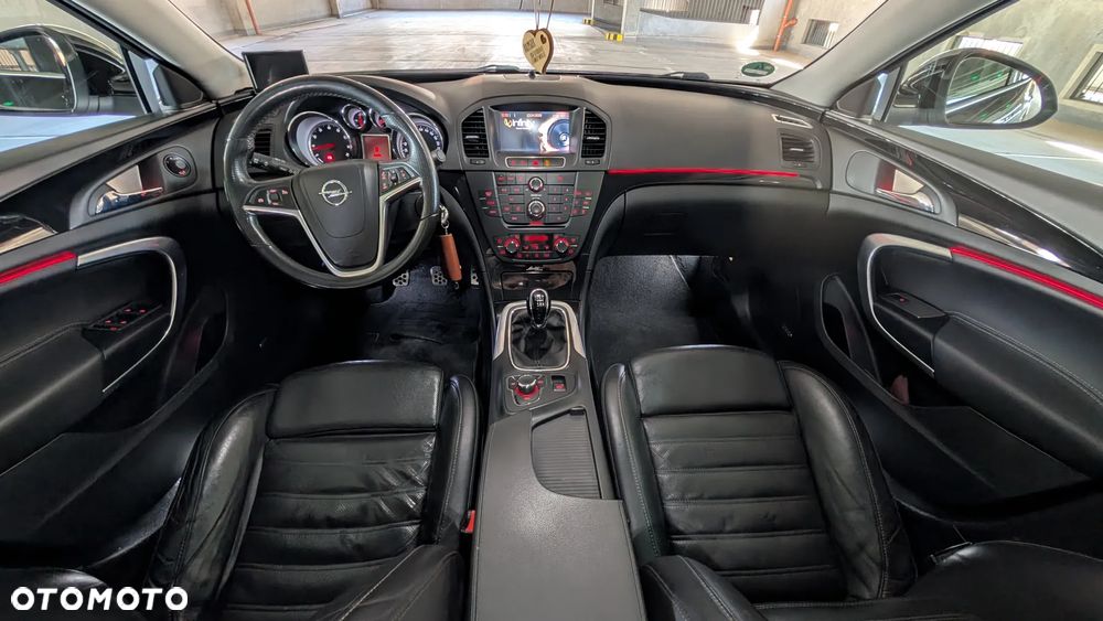 Opel Insignia 2.8 Turbo 4x4 Cosmo - 13