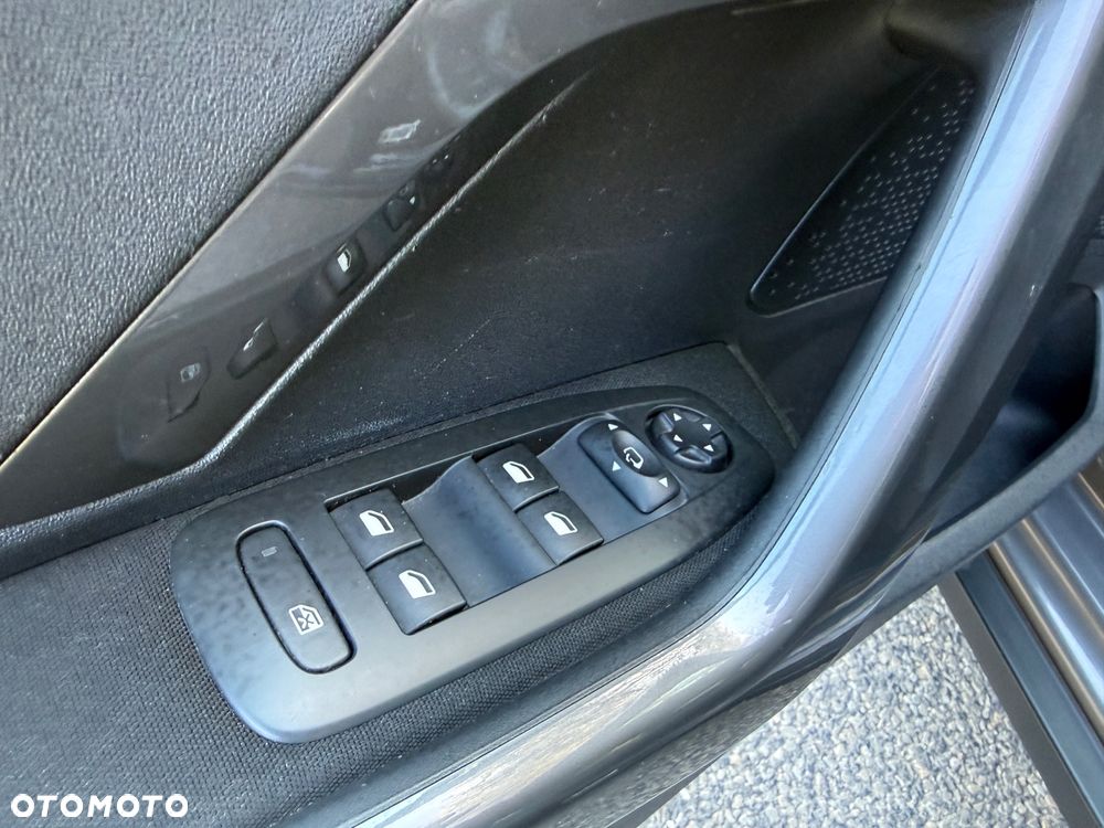 Peugeot 2008 PureTech 110 Stop&Start Allure - 21