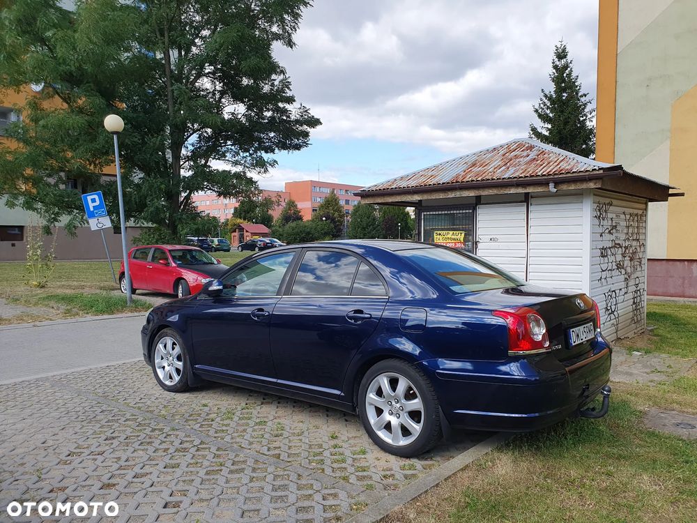 Toyota Avensis 2.0 D-4D - 3