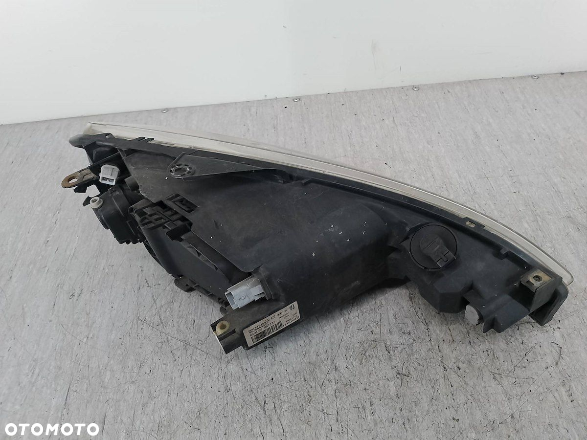 LAMPA PRZÓD LEWA PEUGEOT 206 9628666880  6204S9 087275  89001771 2.0 HDI - 6