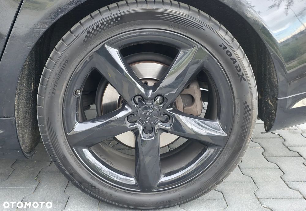 Audi A8 4.2 FSI Quattro - 17