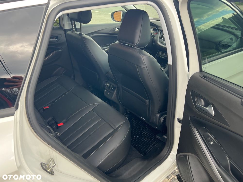 Opel Grandland X Plug-in-Hybrid4 1.6 DI Start/Stop Business Edition - 34
