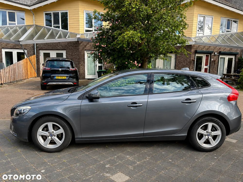 Volvo V40 D2 - 5
