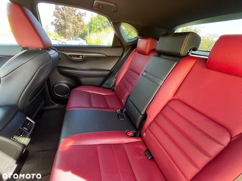 Lexus NX 200t F Sport AWD - 8