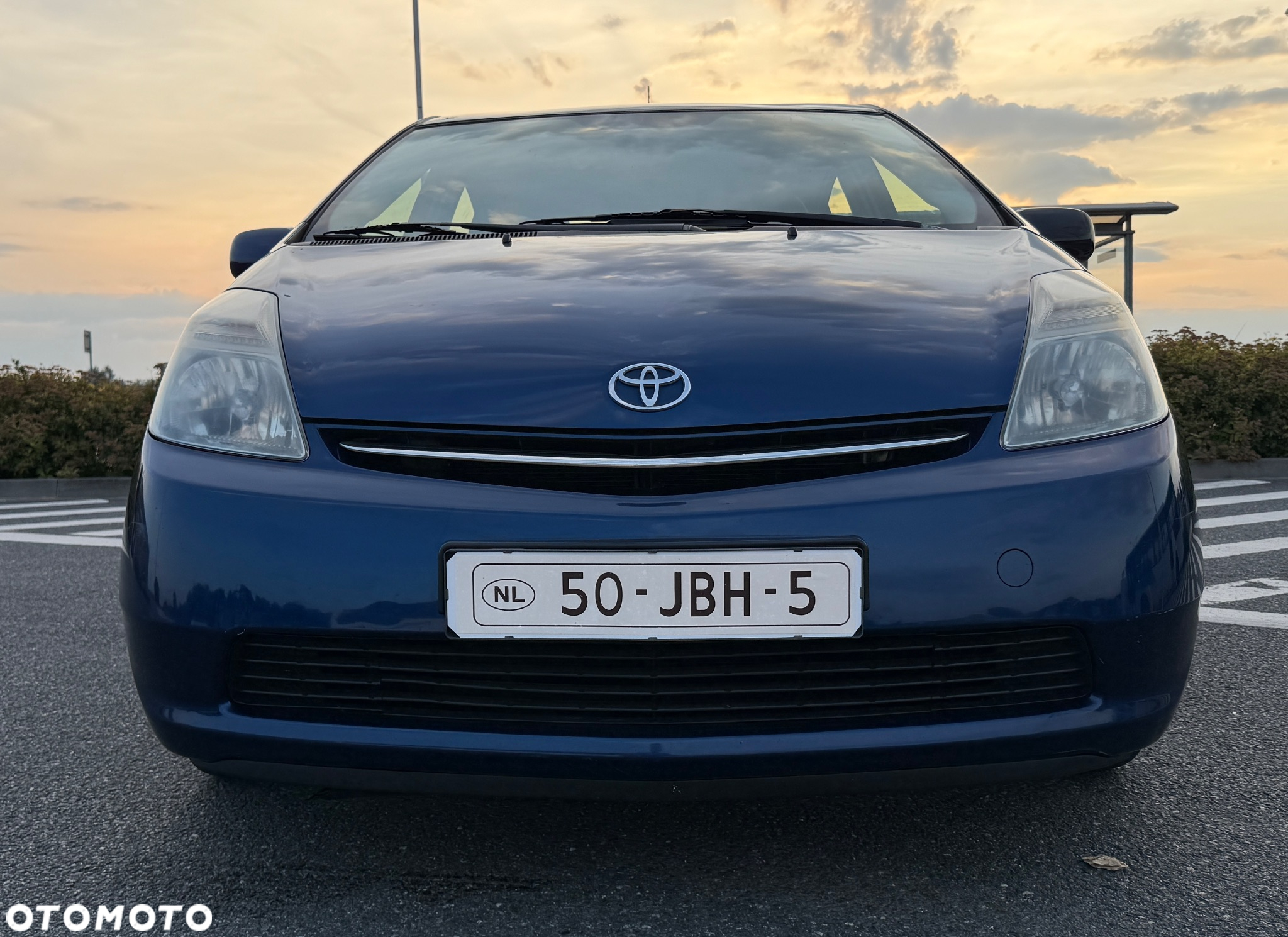 Toyota Prius - 8
