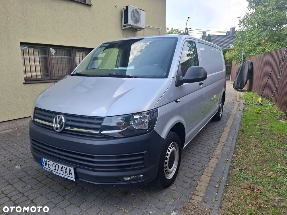 Volkswagen Transporter - 1