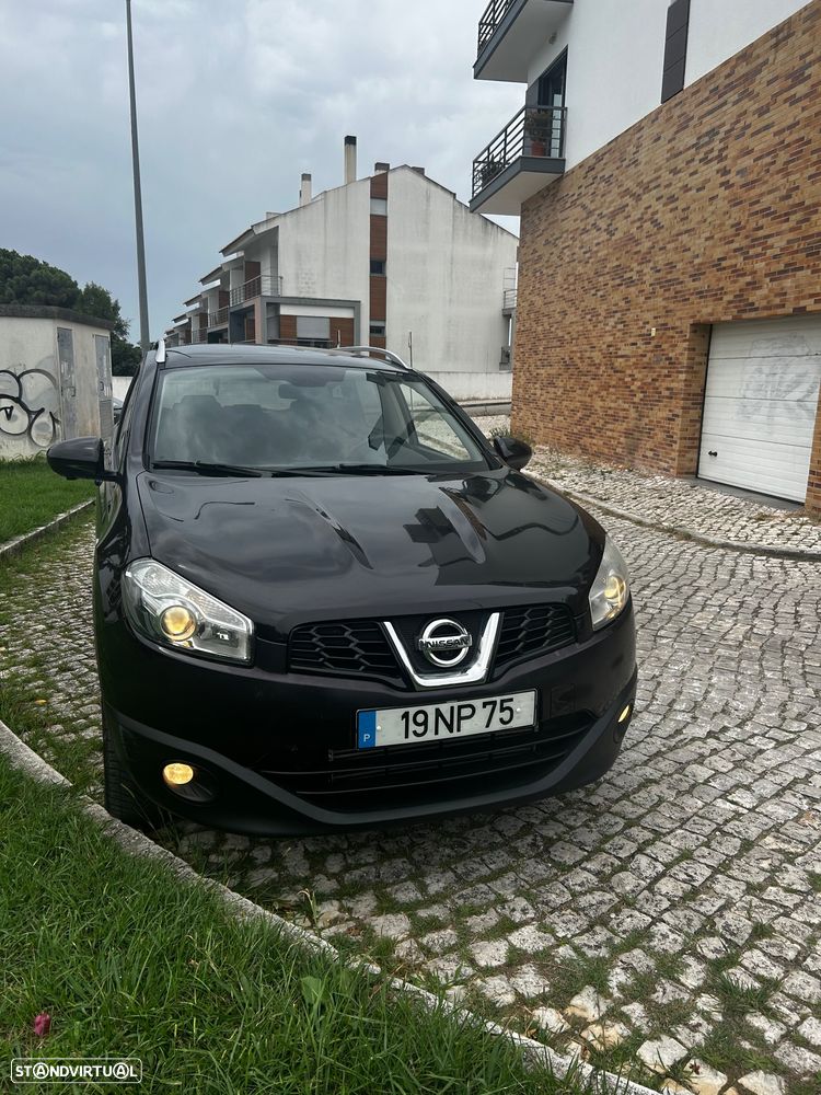 Nissan Qashqai +2 1.6 dCi Tekna Premium 18 360 - 2