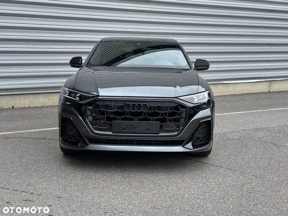 Audi Q8 - 6