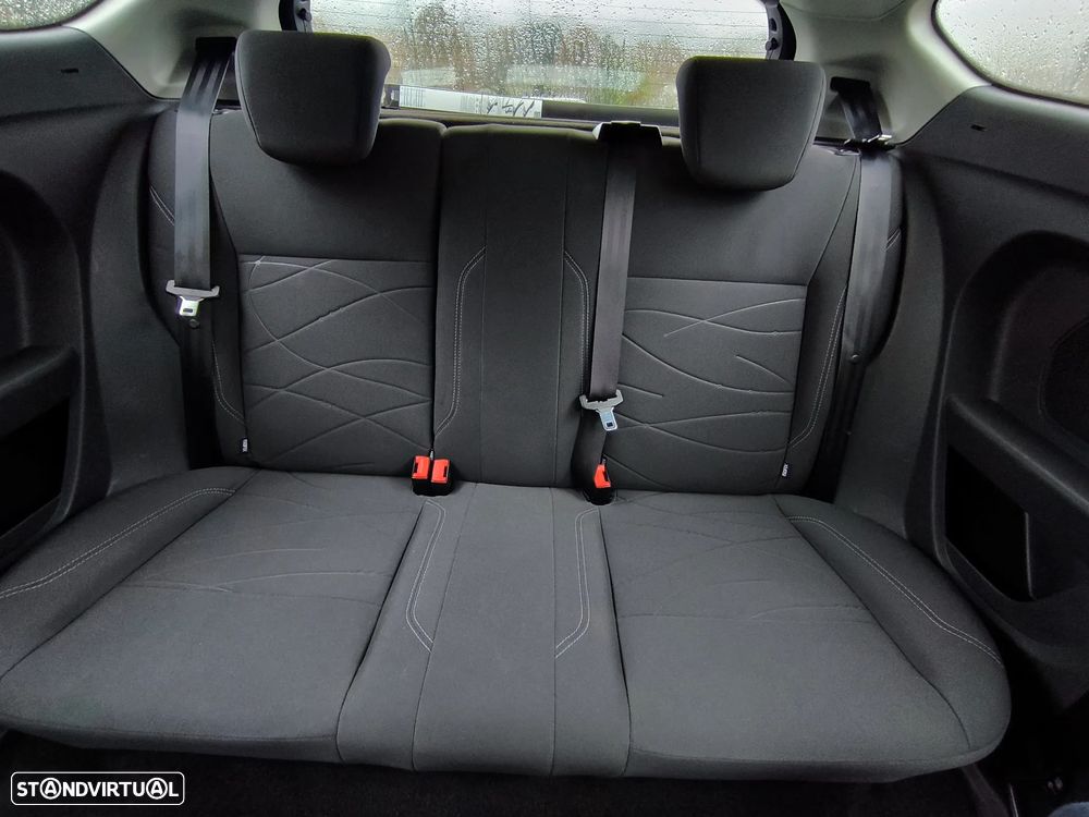 Ford Fiesta - 8