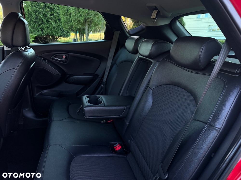 Hyundai ix35 1.6 2WD Fifa World Cup Edition - 9