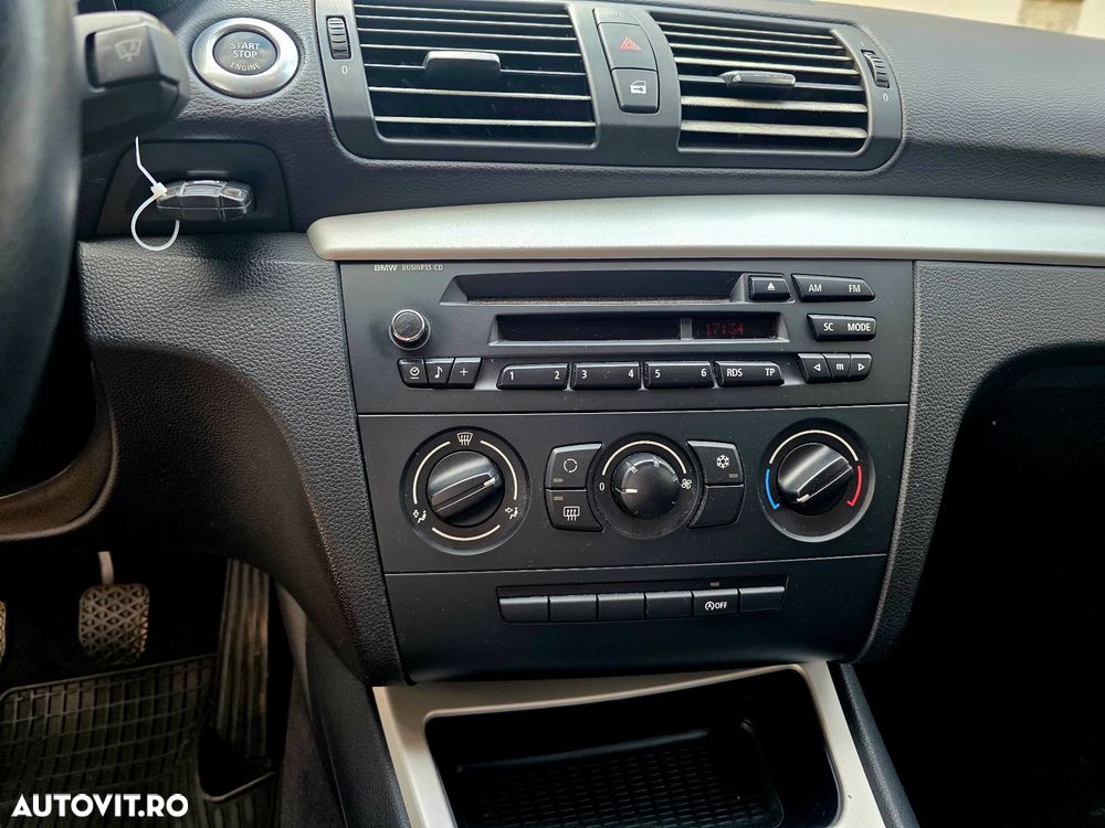 BMW Seria 1 116i Aut. - 11