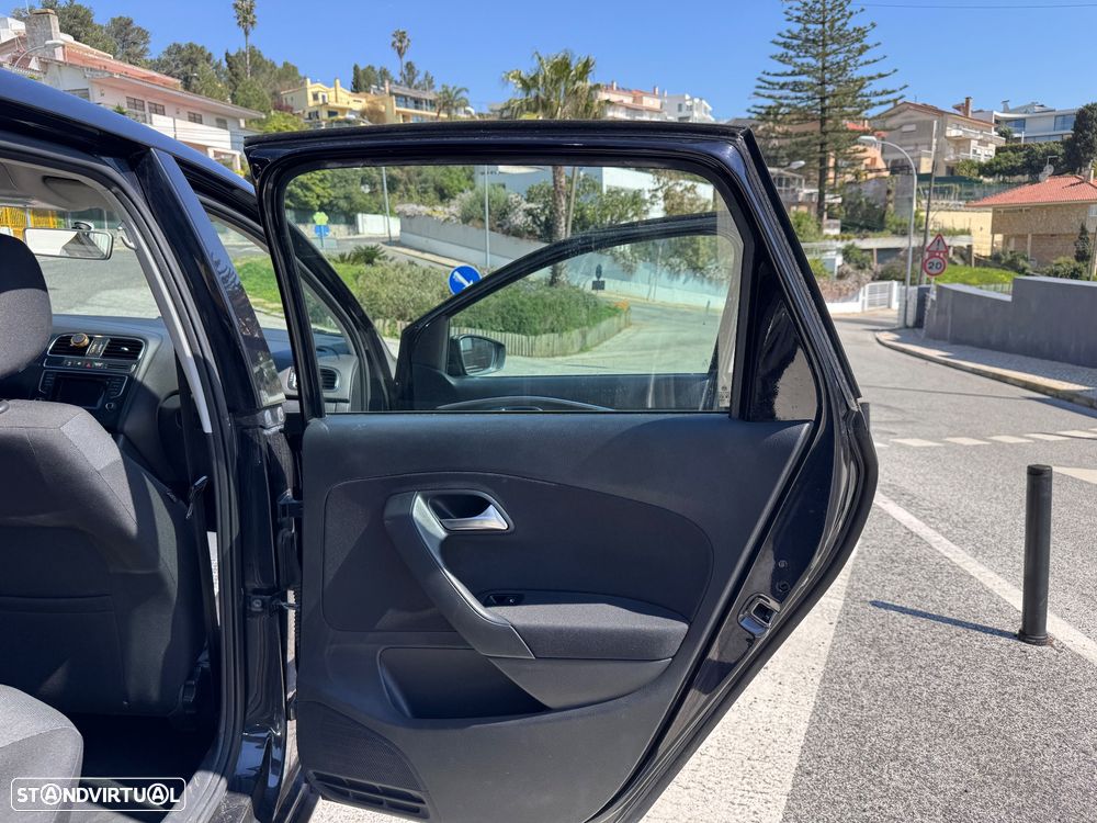 VW Polo 1.0 Trendline - 12