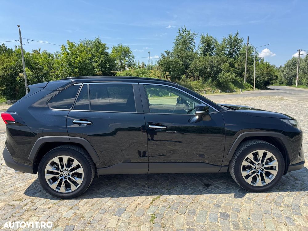TOYOTA RAV4 2022 — imagine 22