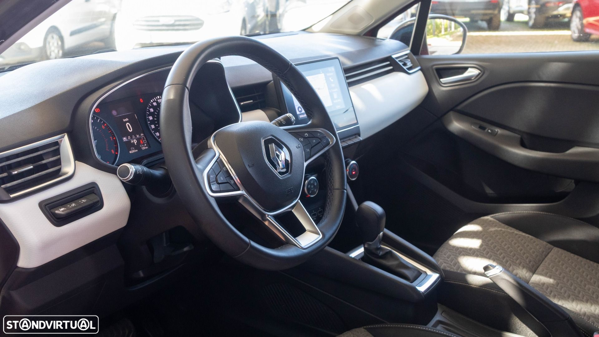 Renault Clio 1.0 TCe Limited CVT - 4