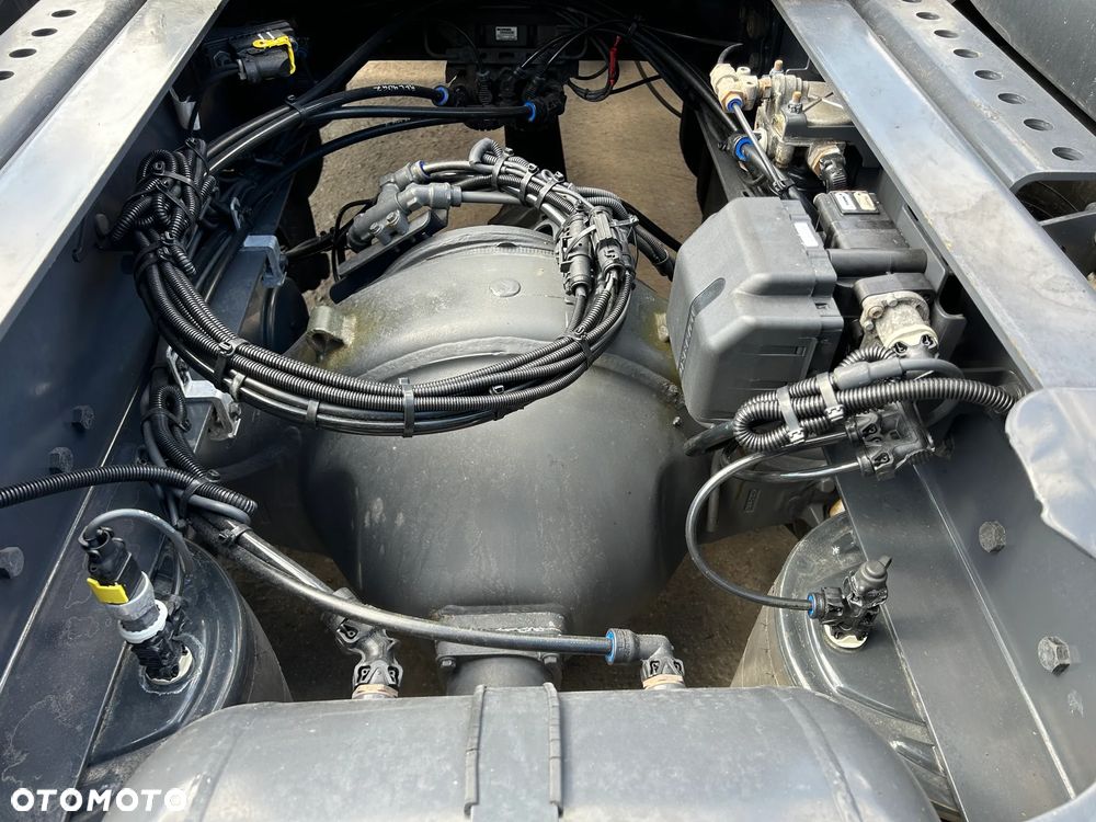 Scania R450 RETARDER / KLIMA POSTOJOWA / NOWE OPONY / STANDARD / TACHOGRAF NOWEJ GENERACJI / ZBIORNIKI PALIWOWE 1370 L / PRODUKCJA 2019 ROK !! - 16