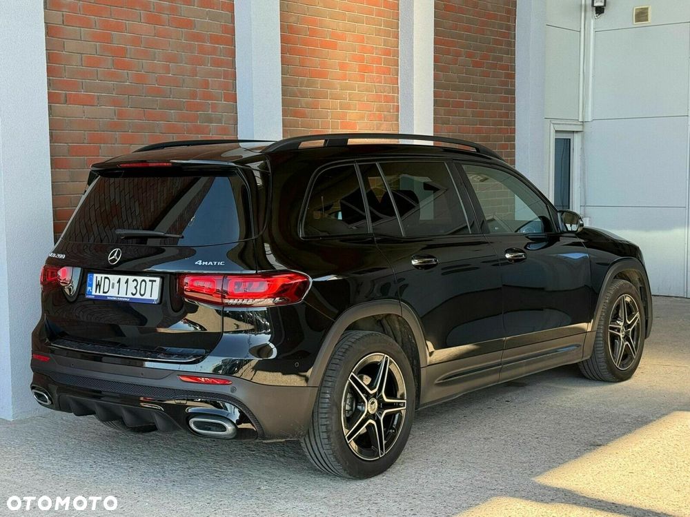 Mercedes-Benz GLB - 4