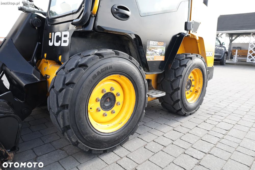 JCB 300 T4 Miniładowarka Skid steer - 23