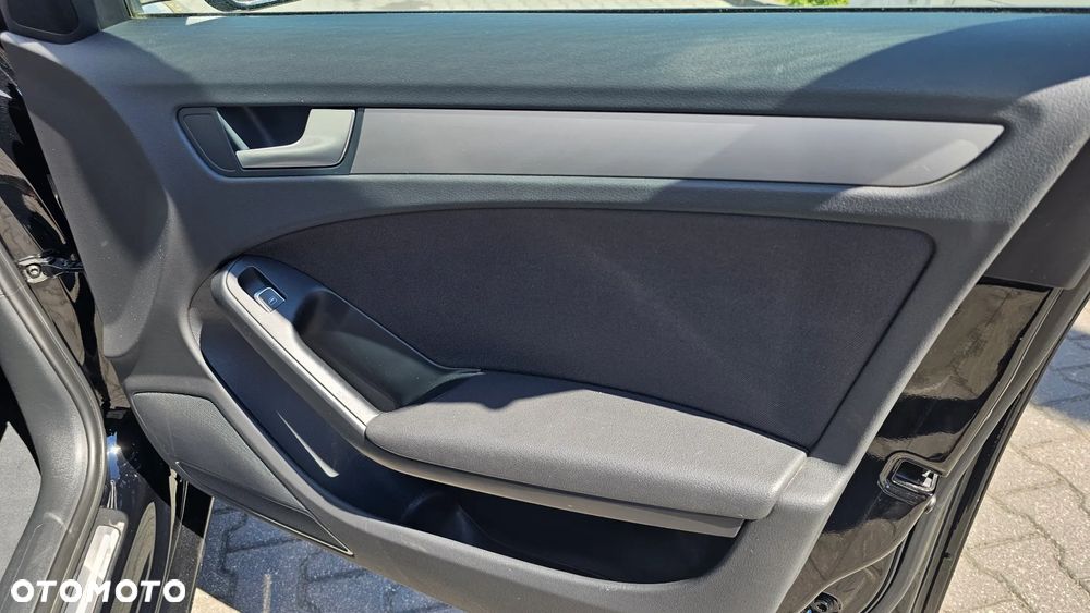Audi A4 ver-avant-2-0-tdi-e-dpf-ambiente - 24