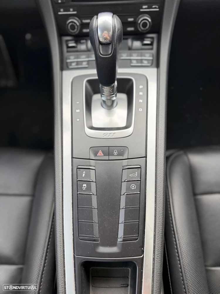 Porsche 911 (991) Carrera 4 PDK - 22