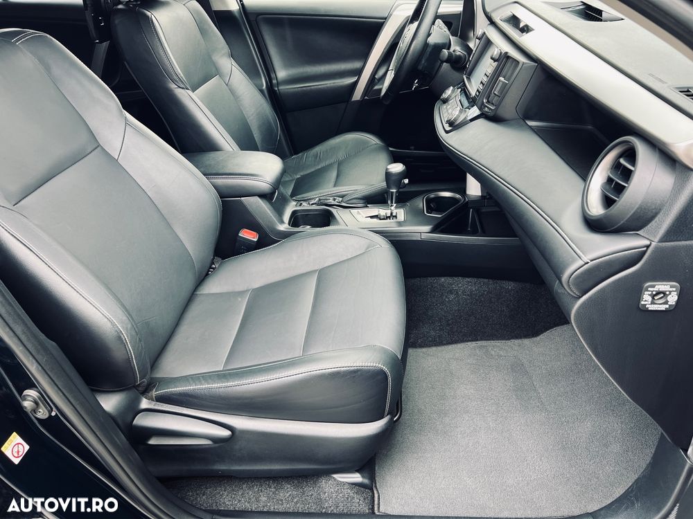 Toyota RAV4 2.5 VVT-i 4x4 Luxury - 20