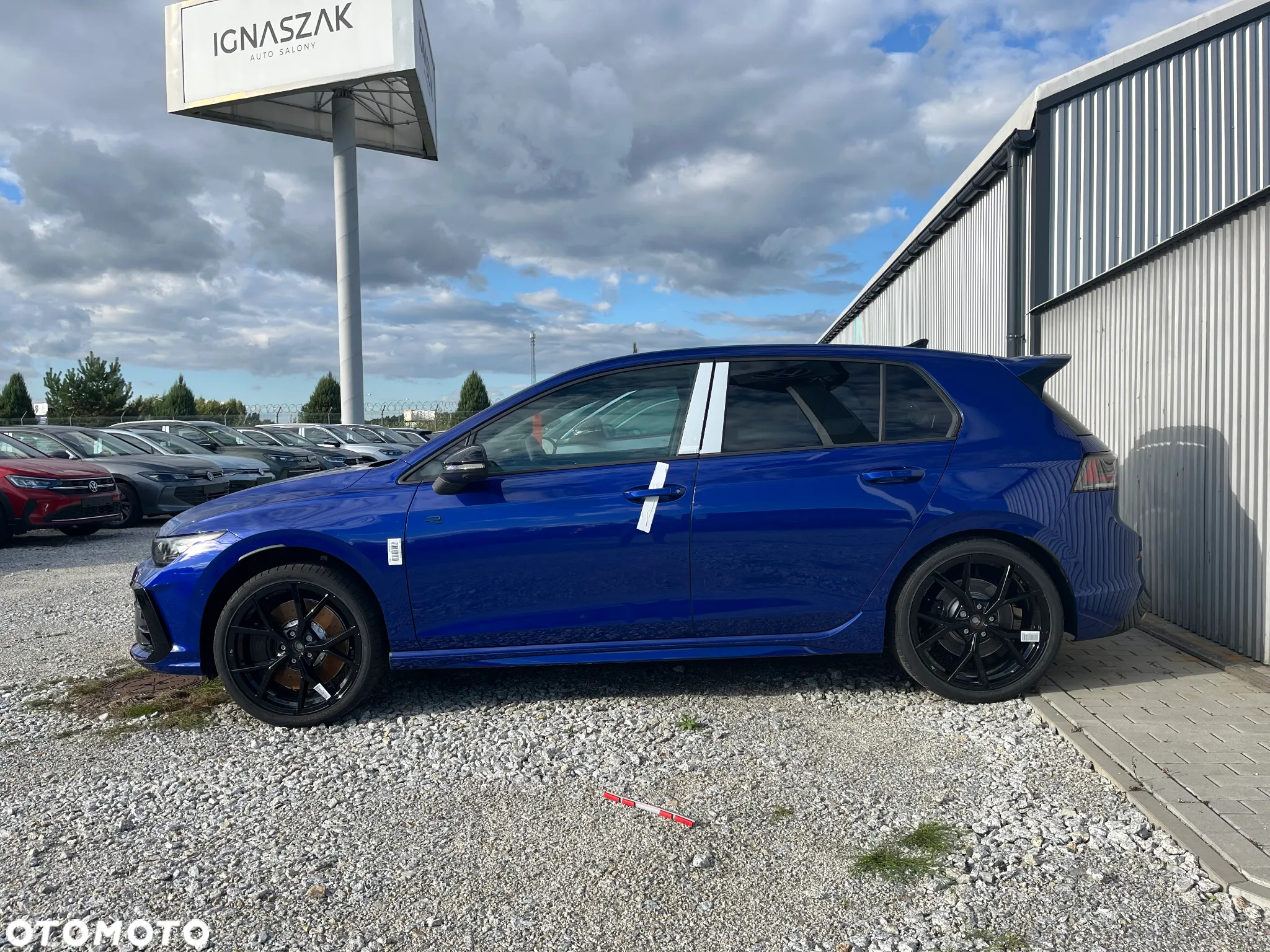 Volkswagen Golf VIII 2.0 TSI 4Motion R Black Edition DSG - 3