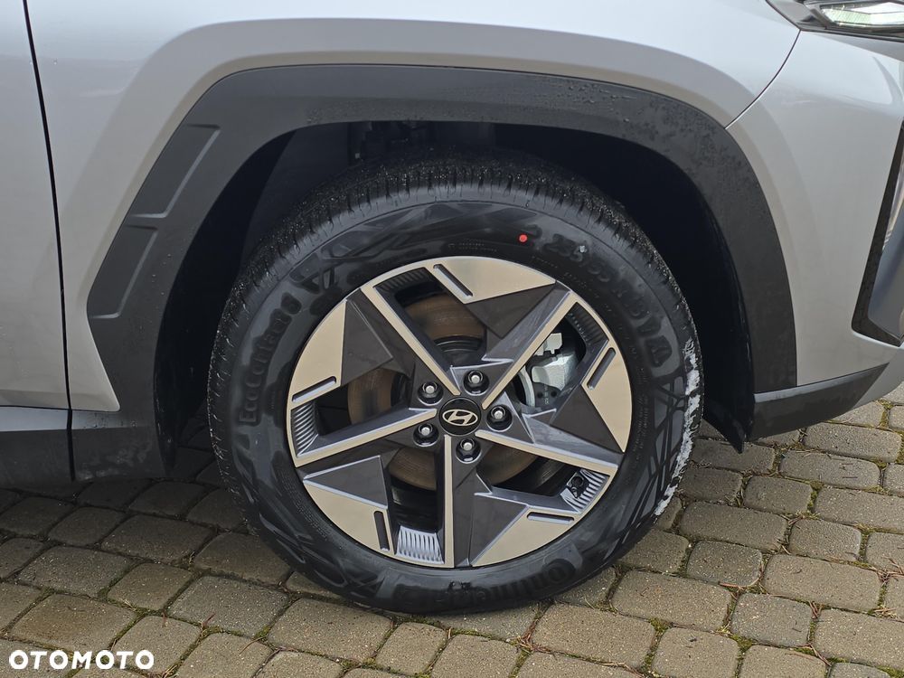 Hyundai Tucson 1.6 T-GDi HEV Executive 2WD - 31