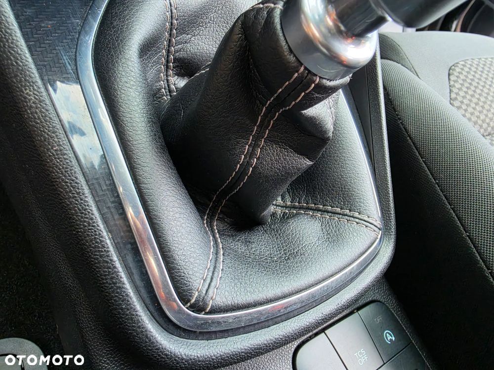 Ford Fiesta 1.0 EcoBoost STart-Stop ST-LINE - 35