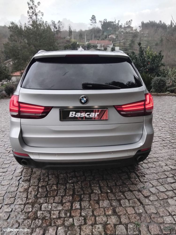 BMW X5 25 d sDrive Comfort 7L - 5