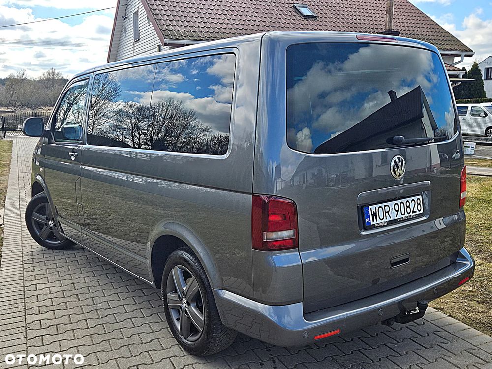 Volkswagen Multivan - 17