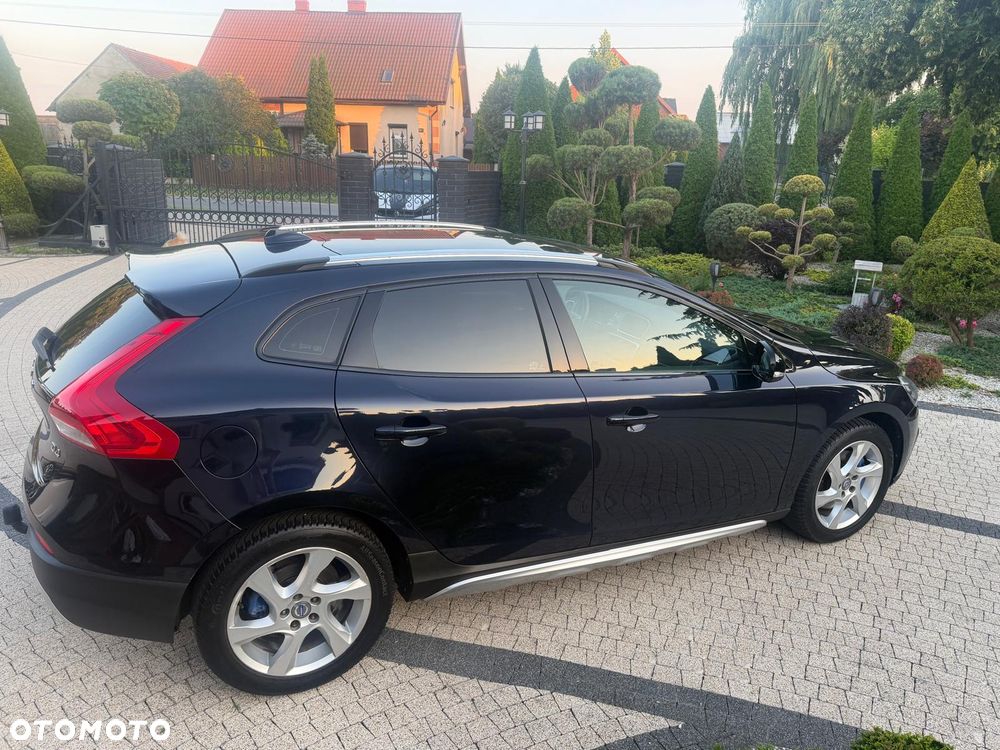 Volvo V40 D4 Geartronic Ocean Race - 10