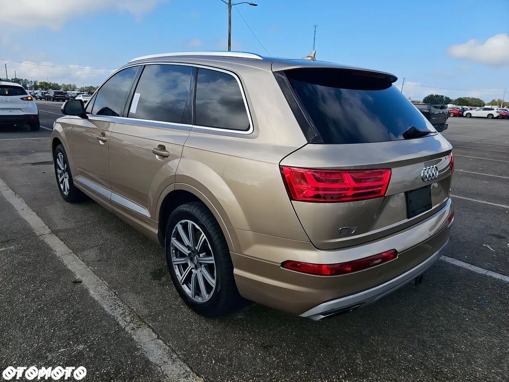 Audi Q7 ver-3-0-tfsi-quattro-tiptronic - 4